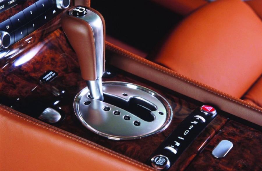  Bentley Continental GT 2005 года  (фото 7 из 18)